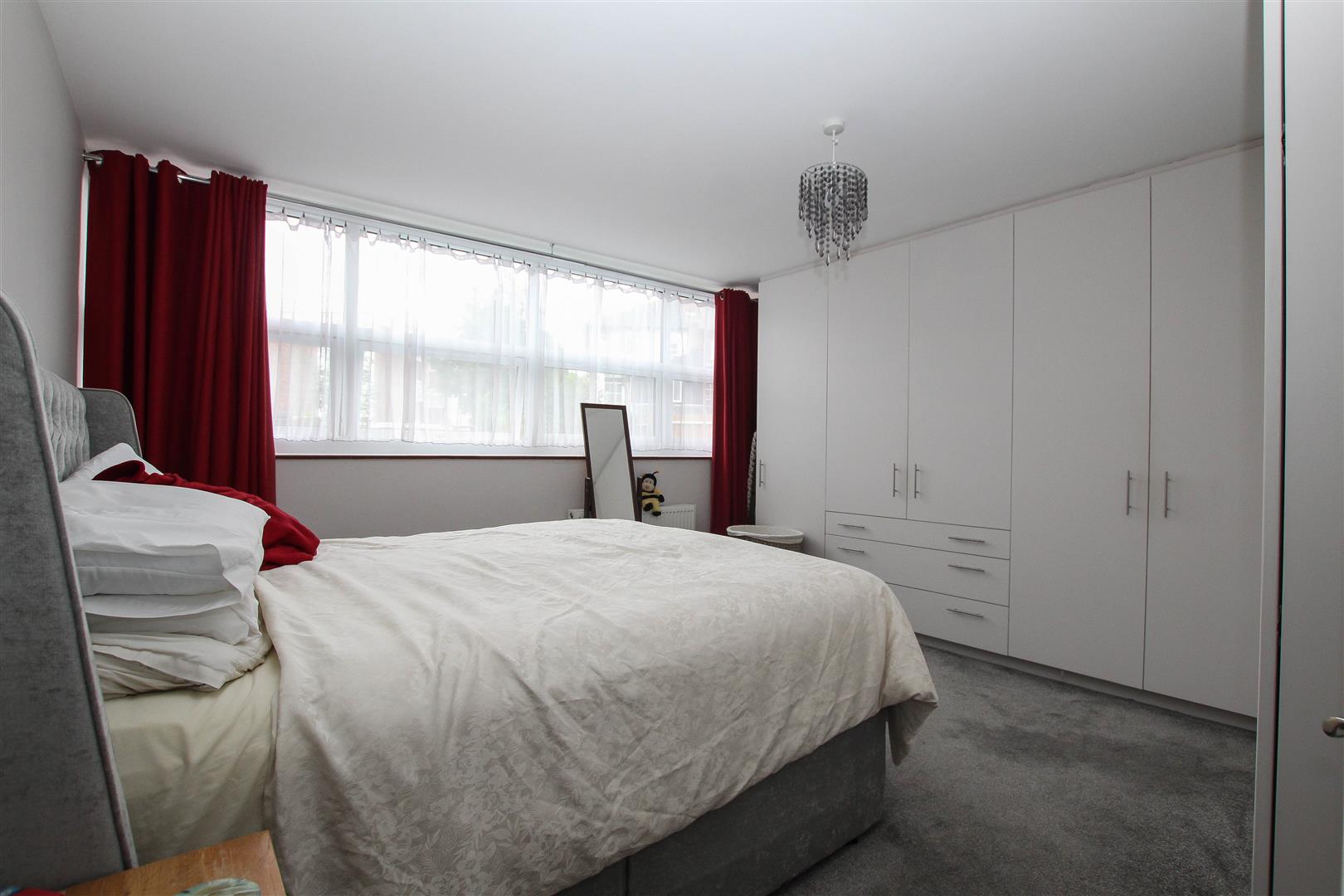 Tower Hill, Brentwood Keith Ashton